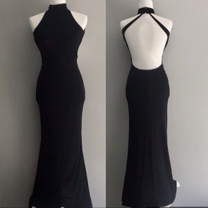 Elegant Black Maxi Dress